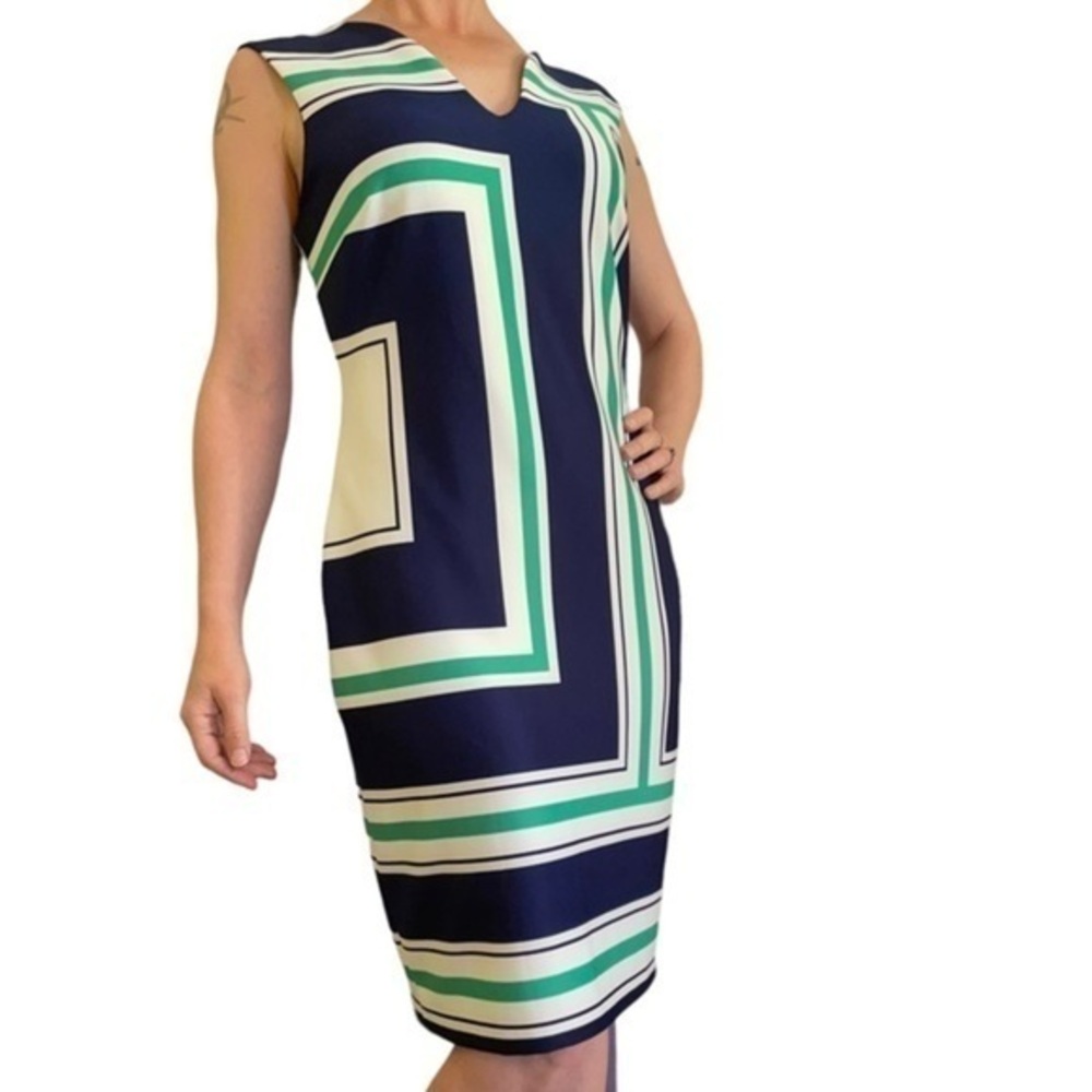 Kut from the Kloth Malisa Scuba Navy Blue Green Sleeveless Shift Dress